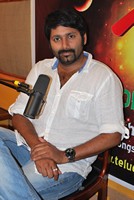 Anchor Vijay Photos at Tori